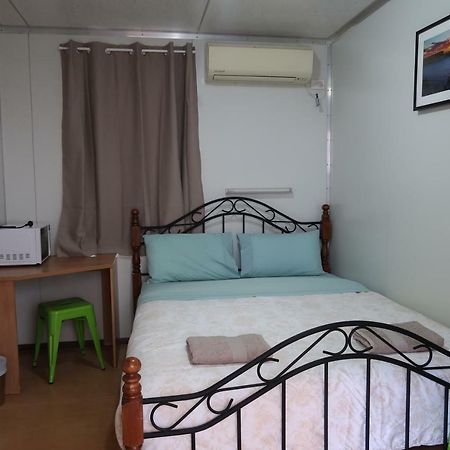Mud Crab Motel Derby 外观 照片