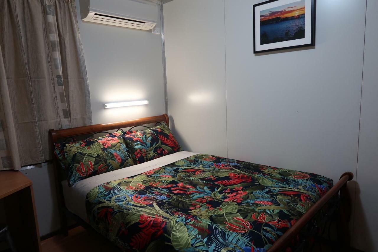 Mud Crab Motel Derby 外观 照片